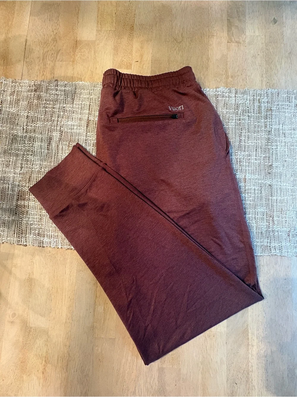 Vuori Maroon Men's Jogger Sweatpants